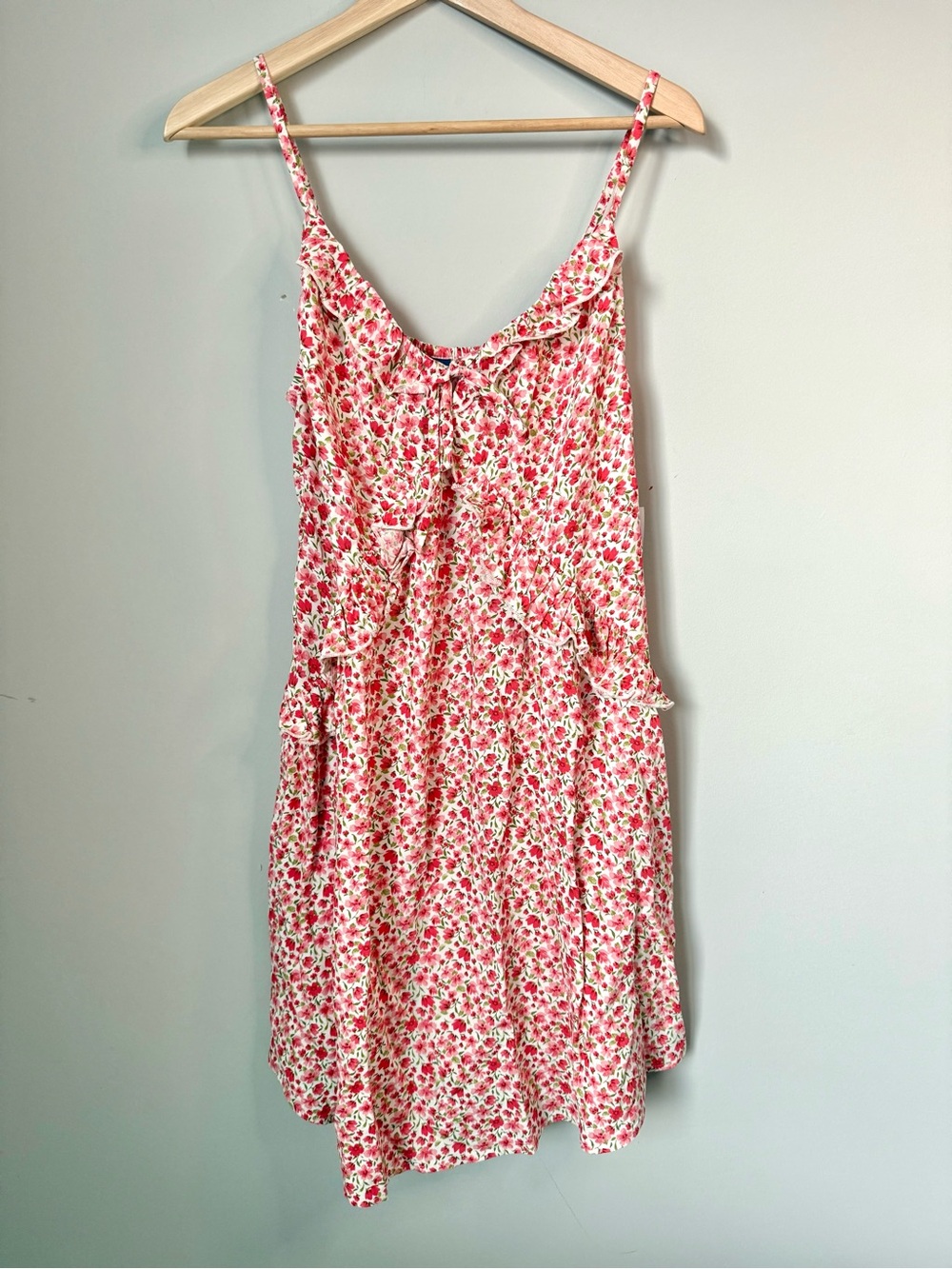 NWT Floral Spaghetti Strap Sundress in Pink Red White with Feminine Ruffles